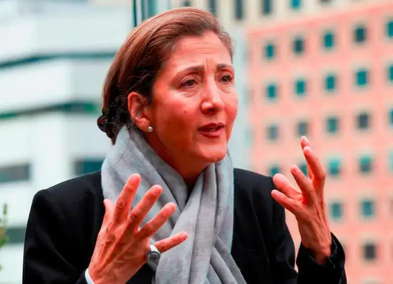 La candidata al Senado cuestionó que los exjefes guerrilleros rechacen el uso de brazaletes electrónicos pese a su responsabilidad en secuestros. FOTO: COLPRENSA.