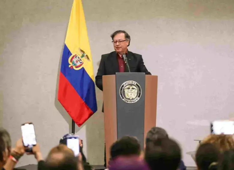 El presidente será el que determine los límites de las transmisiones. Foto: Presidencia.
