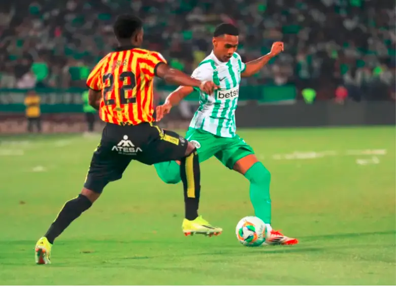 Imágenes del último encuentro entre Nacional y Pereira, el cual concluyó en victoria 3-0 para el Verde. FOTO JAIME PÉREZ