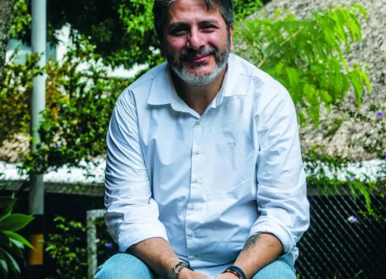 Jorge Gómez hace consulta particular y talleres de duelo grupal virtuales y presenciales. FOTO Julio César Herrera