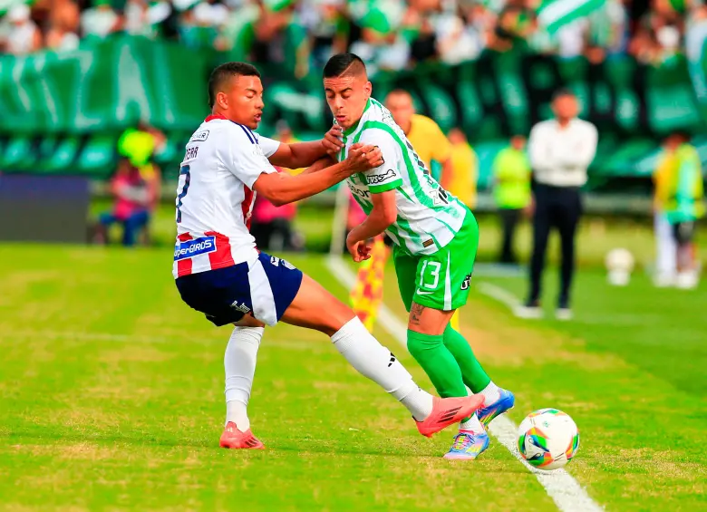 Camilo Cándido, lateral del Atlético Nacional. El uruguayo va a su casa a jugar por la Libertadores. FOTO CAMILO SUÁREZ