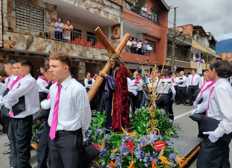 Viernes Santo: ¿qué significa y cuáles son sus cuatro momentos principales?. Foto: Jaime Pérez / EL COLOMBIANO