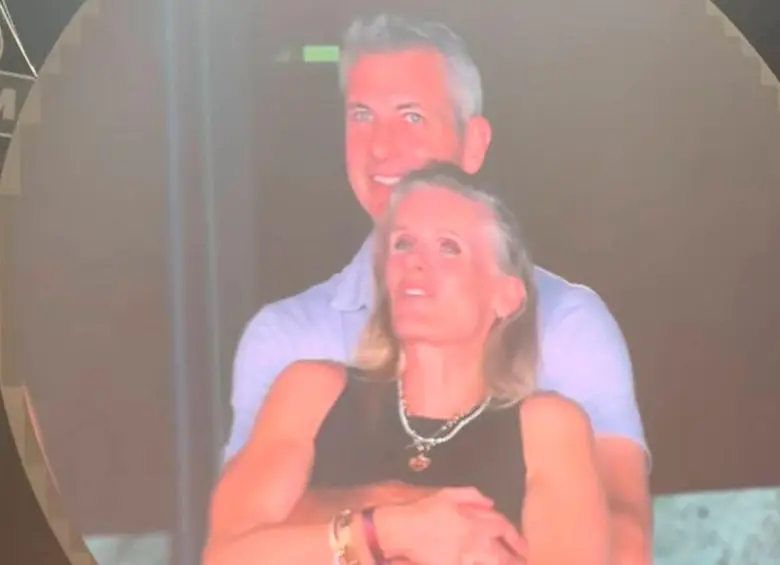Renunció Andy Byron, CEO de Astronomer que fue pillado con una mujer que no era su esposa en concierto de Coldplay