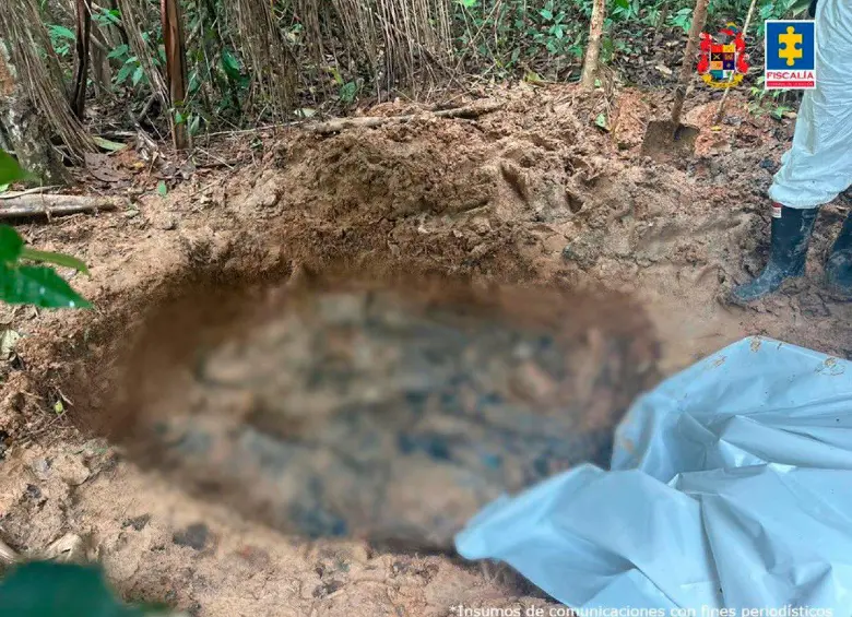 Las víctimas fueron obligadas a cavar la fosa común donde después fueron enterradas. FOTO FISCALÍA