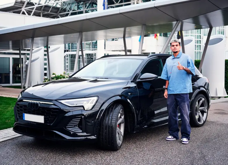 EL futbolista colombiano Luis Díaz recibirá un salario de 14 millones de euros por temporada con el Bayern Múnich de Alemania. FOTO: TOMADA DEL X DE @FCbayernEN