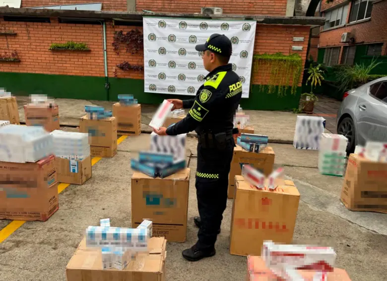 También incautaron mercancía por violar presuntamente la propiedad intelectual de marcas. FOTO: CORTESÍA POLICÍA También incautaron mercancía por violar presuntamente la propiedad intelectual de marcas. FOTO: CORTESÍA POLICÍA