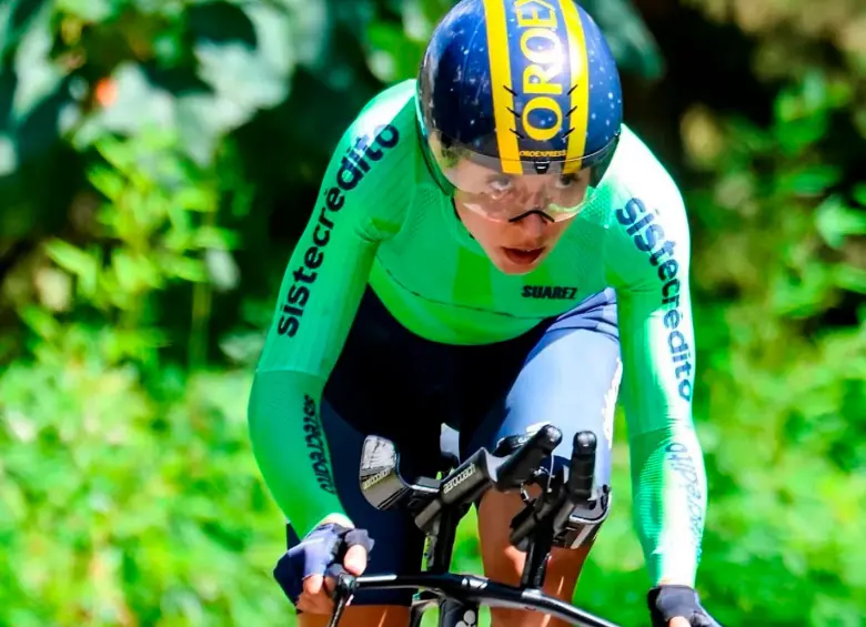Aranza Villalón tuvo un debut triunfal en la Clásica de Marinilla. FOTO CORTESÍA CICLISMO EN LÍNEA