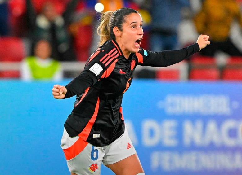 Daniela Montoya (6) volvió a convertir y Colombia ya es líder de la Copa de Naciones Femenina. FOTO X-FIFA