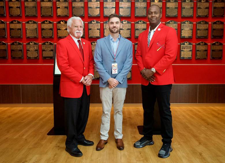 Rentería, en el Salón de la Fama de los Cardenales. FOTO X-St. Louis Cardinals