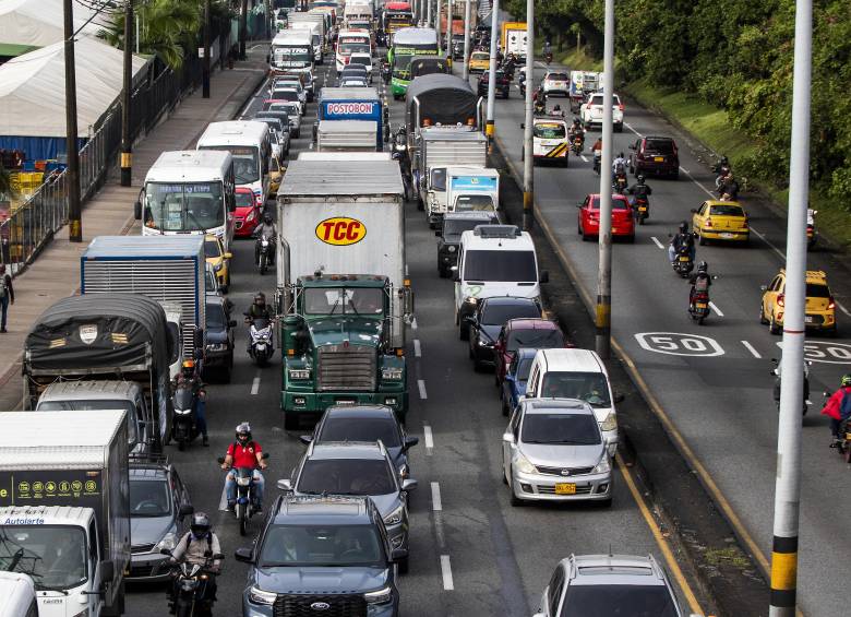 Foto de referencia de un trancón en la autopista Medellín-Bogotá. Foto: Julio César Herrera Echeverri