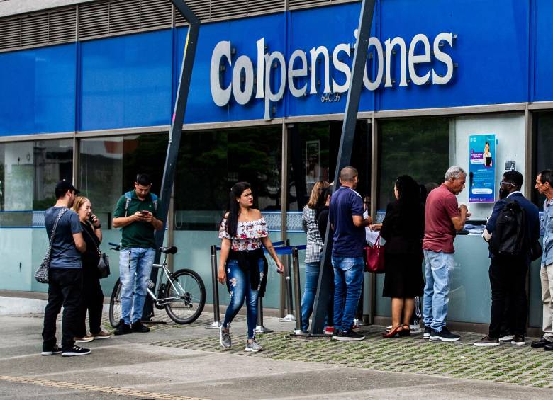 La reforma pensional entraría en vigencia en unas tres semana, el próximo primero de julio. FOTO julio herrera