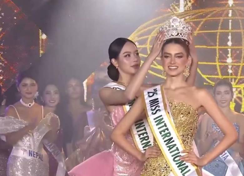 La paisa Catalina Duque fue coronada como Miss Internacional. FOTO Captura de pantalla