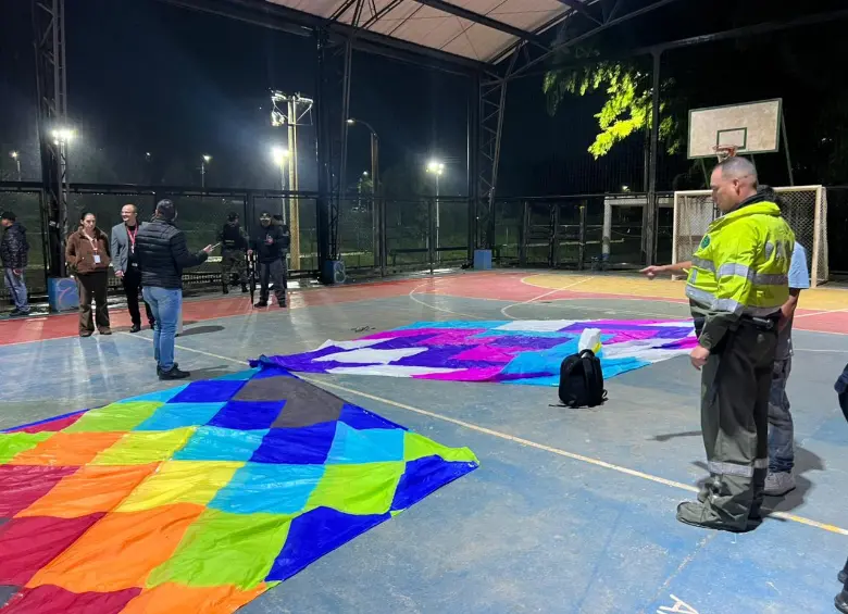 Los globos eran hasta siete metros de altura y cuatro metros de ancho. FOTO: Cortesía Alcaldía de Rionegro