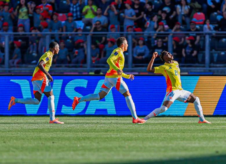 Néiser (derecha), Jordan Barrera (centro) y Joel Canchimbo, entre los destacados de Colombia en el Mundial. FOTO: X-SELECCIÓN COLOMBIA
