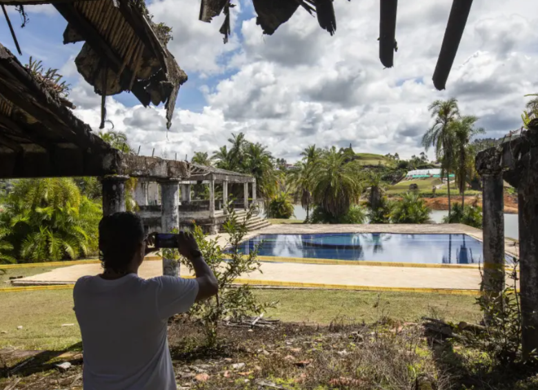 Las víctimas de Pablo Escobar en Medellín pidieron una verdadera reparación integral a la Sociedad de Activos Especiales. FOTO: EL COLOMBIANO