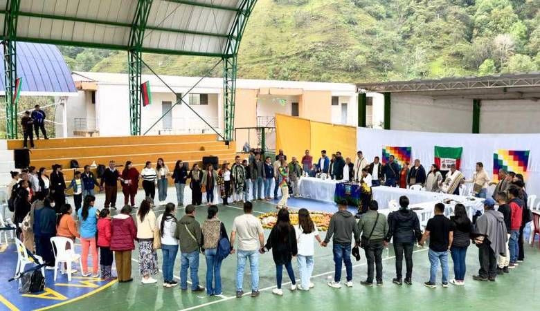Más de mil indígenas participaron en consultas internas sobre los riesgos de instalar una ZUT en Nariño para los Comuneros del Sur. FOTO cortesía de la presidencia