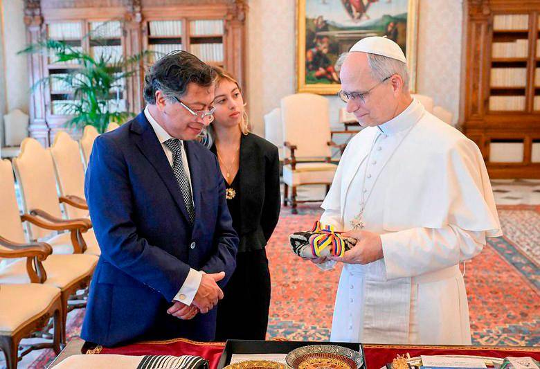 Para el presidente sería muy bueno que el papa conociera Chiribiquete, porque “es la primera tierra que emerge del agua en el planeta”. FOTO: Presidencia