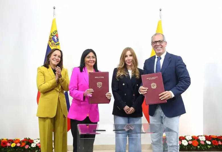 En sus declaraciones a medios oficialistas, el funcionario colombiano señaló que “este es el inicio de un sueño, de un sueño que nació en Bolívar, de un sueño que continuó el presidente Chávez”. Foto: Presidencia
