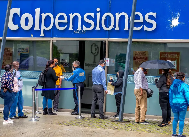 Abecé: ¿está en peligro la plata de los pensionados que se trasladaron a Colpensiones? 