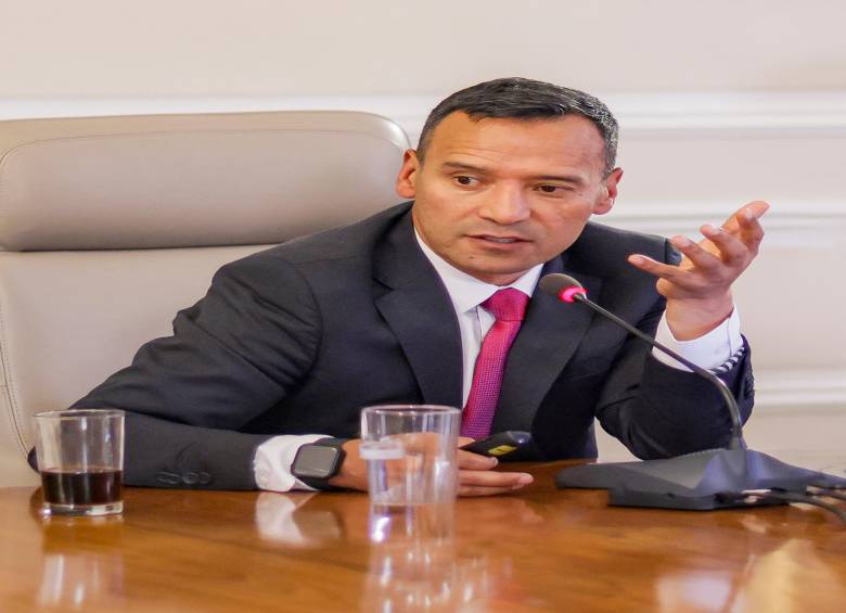 Pedro Sánchez, ministro de Defensa. FOTO: Colprensa