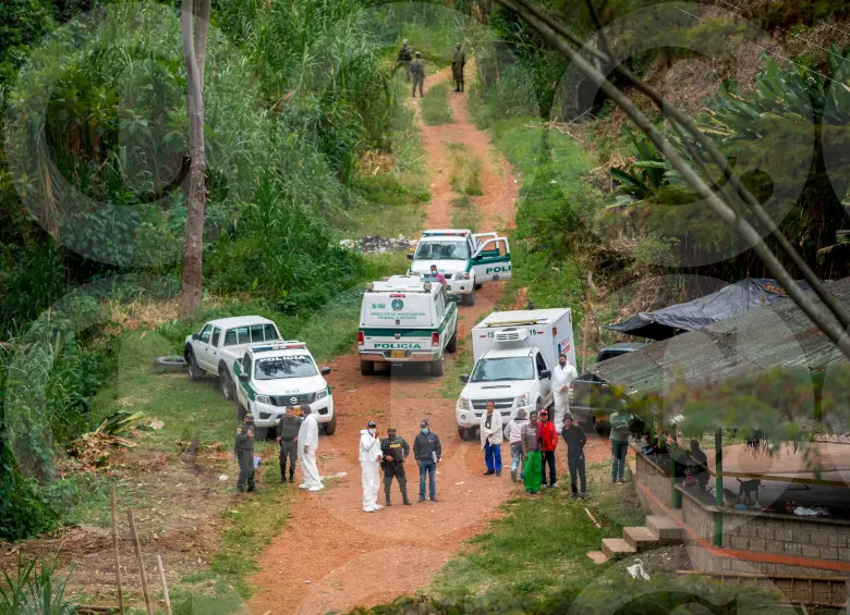 Dentro de la hacienda La Arboleda, de la vereda La Vela, de Andes, asesinaron a cinco personas que se encontraban descansando después de su jornada de recolección. FOTO: CAMILO SUÁREZ