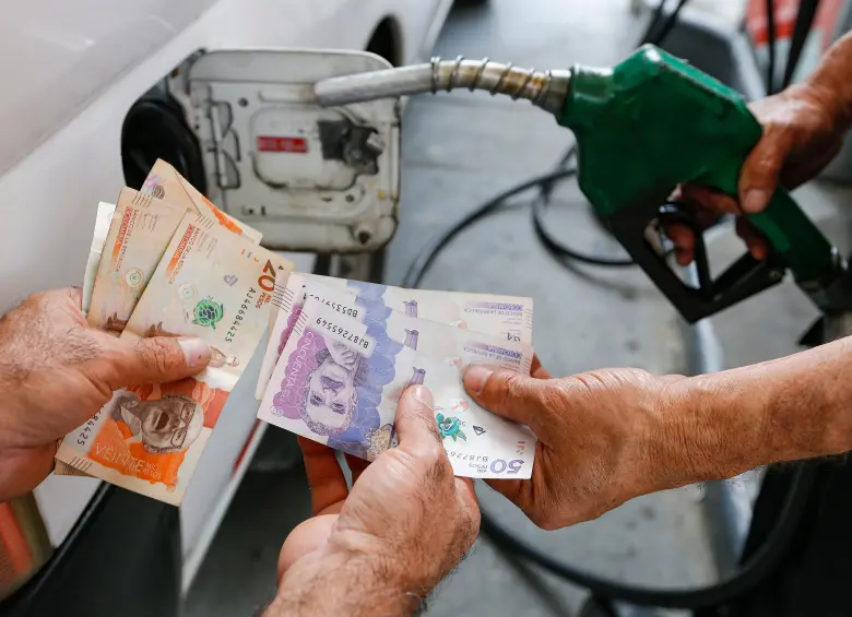 En Colombia hay cerca de 6.400 estaciones de servicio. Foto: Esneyder Gutiérrez