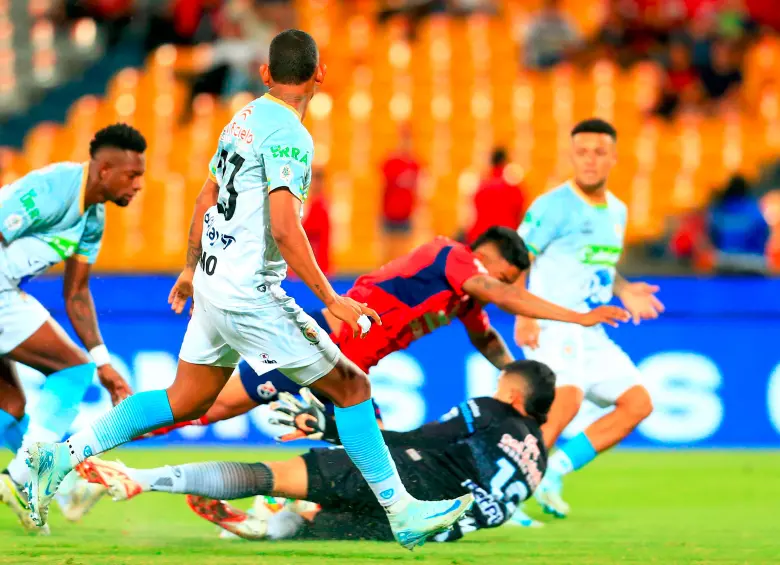 DIM recibe a Jaguares en el Atanasio. FOTO CAMILO SUÁREZ