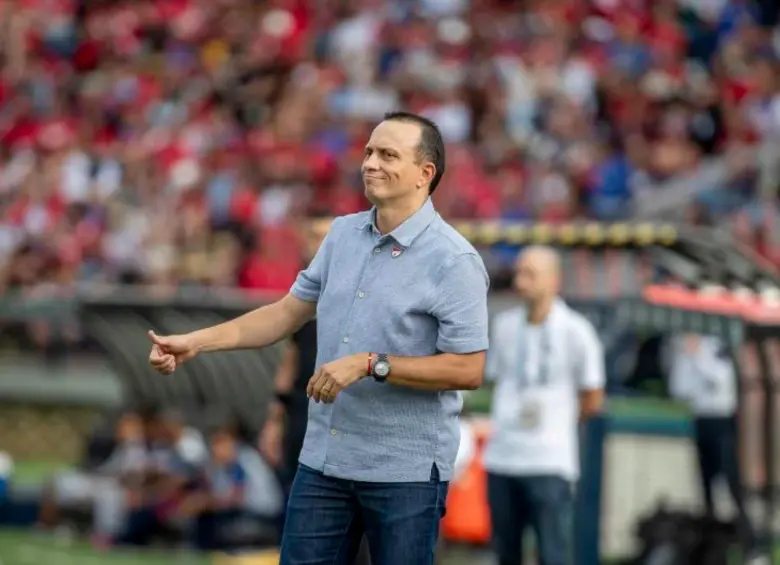 Alejandro Restrepo técnico de Independiente Medellín, equipo que suma 21 puntos en la tabla. FOTO JUAN ANTONIO SÁNCHEZ