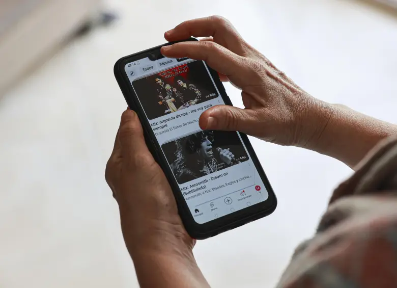 YouTube ha liderado la transición global del video en internet, consolidándose como plataforma dominante tanto en móviles como en televisores. FOTO Manuel Saldarriaga