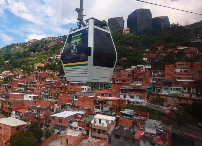 Imagen de la Línea K del Metrocable que conecta a Santo Domingo con Acevedo. Foto: Manuel Saldarriaga Quintero.