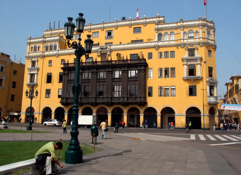 Centro Histórico de Lima, la ciudad donde se pierde más tiempo de vida en trancones. FOTO DONALDO ZULUAGA