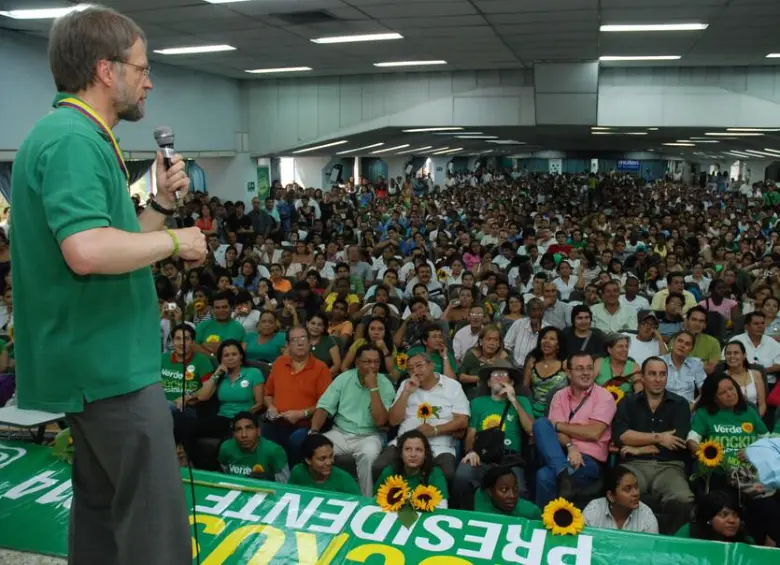 Antanas Mockus en su campaña presidencial de 2010. FOTO: Colprensa