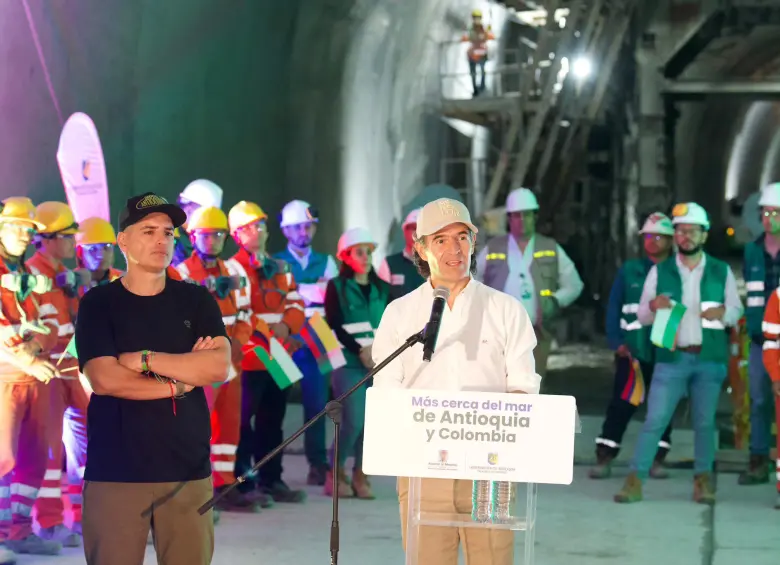 La conexión del Toyo comprende un túnel de 9,74 kilómetros y una vía nueva entre Santa Fe de Antioquia y Giraldo. FOTO Alcaldía