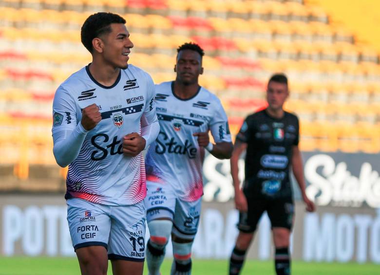 Gracias a sus actuaciones y goles con Fortaleza, Emilio también se ha ganado un lugar importante en la Selección Colombia Sub-20, con la que quiere dejar en alto el nombre del país. FOTO Colprensa 