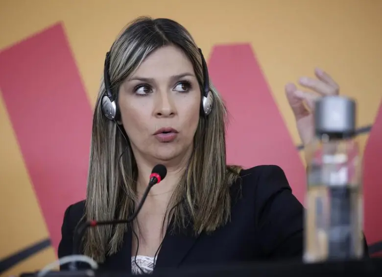 Vicky Dávila cuando era periodista.