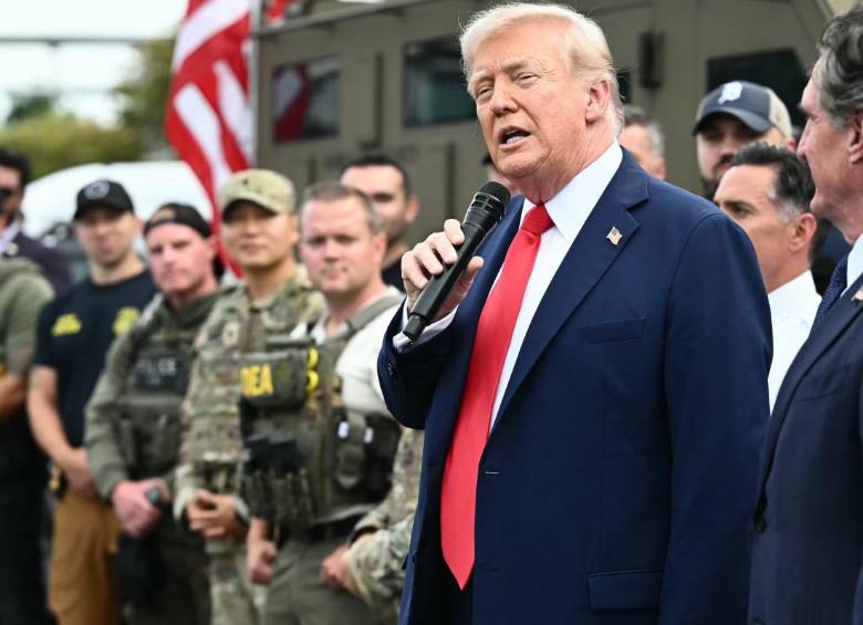 El presidente de EE. UU., Donald Trump, durante su visita a tropas federales en Washington D.C., donde anunció que patrullará las calles junto a los militares en el marco de la “emergencia criminal” que declaró en la capital. Imagen: Mandel NGAN / AFP.