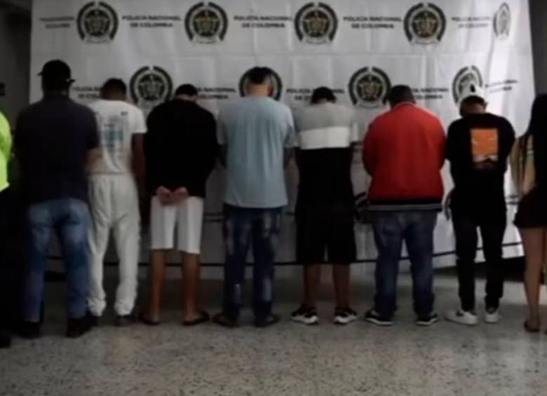 Además de Olivares Rojas, en 2024 fueron capturados alias Camilo Molina, alias Álex, alias Pipeta, Labrián Blandón Aguirre, Yésica Antonela Gonzaléz, Camilo Andrade Artunduaga y Yorman Martínez Rodríguez. FOTO: Tomada de X @DirectorPolicia