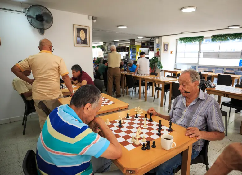 El Salón de Ajedrez Los Peones, un lugar de culto para los ajedrecistas de la ciudad. FOTO: CAMILO SUÁREZ
