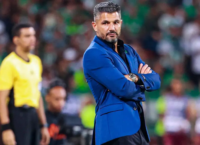 Javier Galdolfí estuvo en el banquillo de Nacional solo ocho meses. FOTO MANIEL SALDARRIAGA