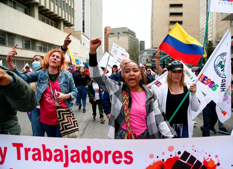 Estos son algunos de los manifestantes en Bogotá. FOTO: Colprensa
