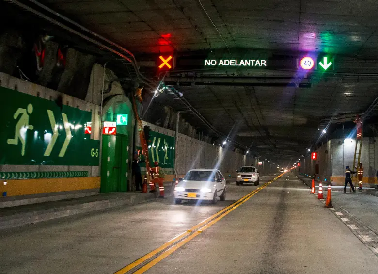 La operación del Túnel de Oriente se verá afectada en las noches durante esta semana, por lo que se le recomienda a los conductores tomar rutas alternas para llegar al aeropuerto José María Córdova o a los demás destinos. FOTO: JULIO CÉSAR HERRERA La operación del Túnel de Oriente se verá afectada en las noches durante esta semana, por lo que se le recomienda a los conductores tomar rutas alternas para llegar al aeropuerto José María Córdova o a los demás destinos. FOTO: JULIO CÉSAR HERRERA