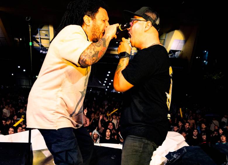 En la foto, a la izquierda Nano de Nepentes y Manzano Gallego, durante la segunda edición de Bengala en el Parque de los Deseos. Foto cortesía Diego Santa. 