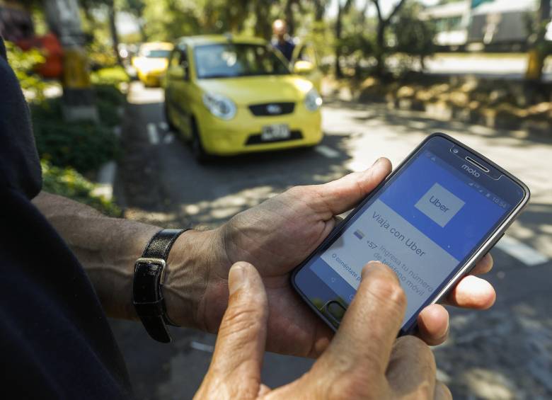 El fallo, en primera instancia, protegió neutralidad de la red e innovación digital. El tribunal concluyó que no existen fundamentos legales para ordenar el bloqueo de las aplicaciones. Foto: Manuel Saldarriaga 