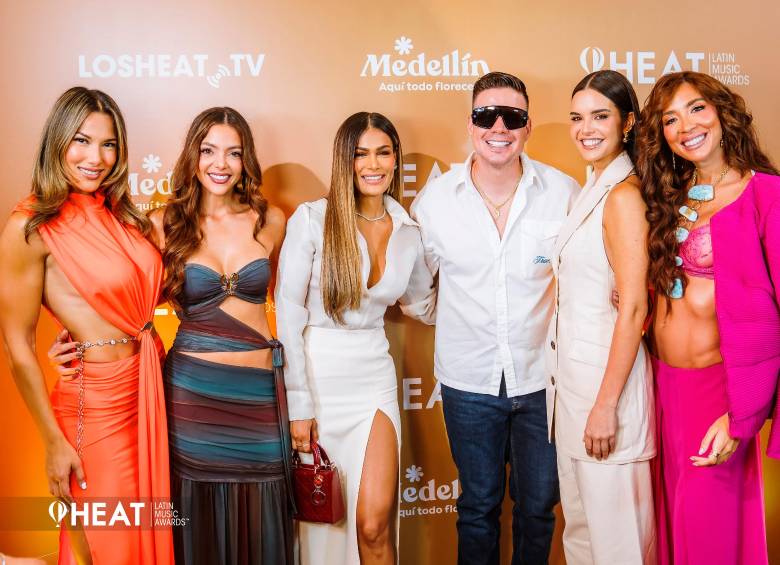 De izquierda a derecha: Alejandra Jaramillo María Laura Quintero, Caroline Aquino, Marko, Amanda Dudamel y Gabi Desangles. FOTO: Cortesía 