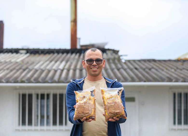 La constancia y el respaldo familiar han sido claves en el camino emprendedor de Edilson Jaramillo Arango y en el crecimiento de Productos Ruffy. FOTO Camilo Suárez.  La constancia y el respaldo familiar han sido claves en el camino emprendedor de Edilson Jaramillo Arango y en el crecimiento de Productos Ruffy. FOTO Camilo Suárez.