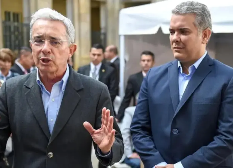 Uribe fue condenado este viernes a 12 años de prisión domiciliaria, tras ser declarado culpable de soborno en actuación penal y de fraude procesal. FOTO: Getty
