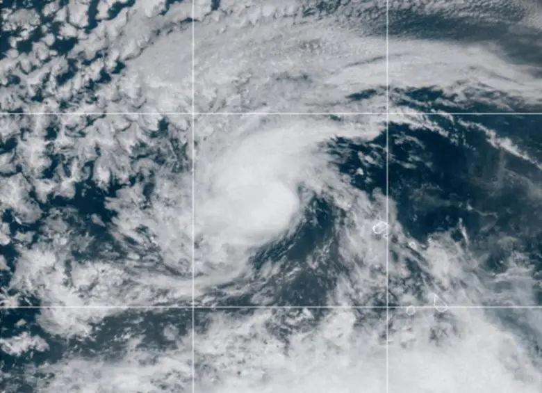 La tormenta tropical Erin, que se formó este lunes, podría convertirse en el primer huracán de la temporada del Atlántico. FOTO: Administración Nacional Oceánica y Atmosférica de Estados Unidos