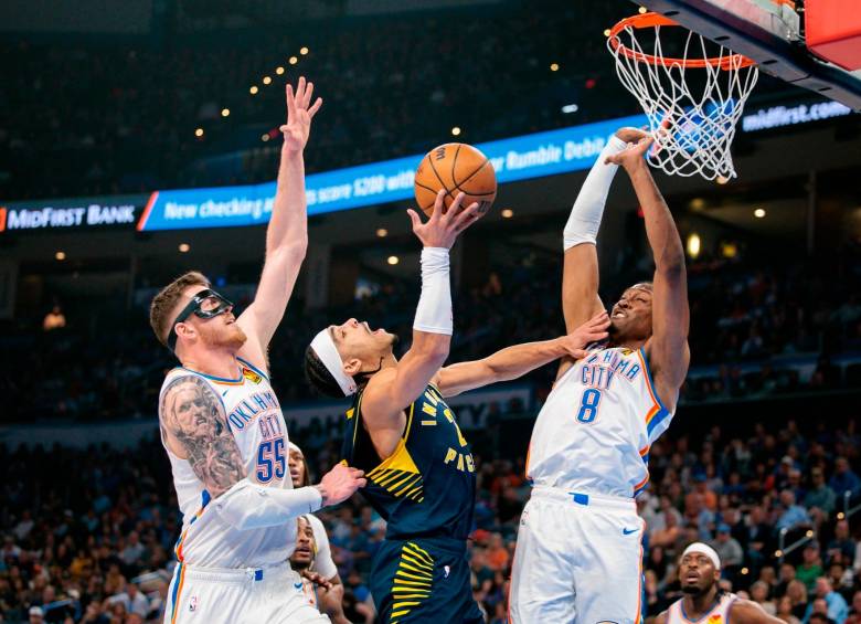 El último enfrentamiento entre ambas franquicias, data del 29 de marzo de 2025, el cual finalizó 132-111 a favor del Thunder de Oklahoma. FOTO: Getty