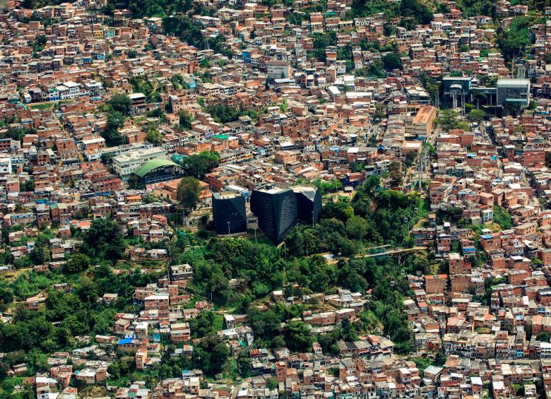 Laureles, Loma de los Bernal y Castropol, son los barrios más buscados para vivir en Medellín. FOTO Esneyder Gutiérrez. 