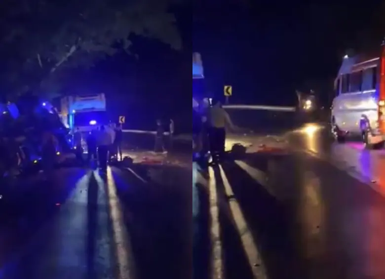 Un grupo de personas auxiliaba a un motociclista que tuvo un accidente previo al paso del camión. Foto: Redes sociales.